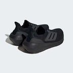 UltraFlex Boost Sneakers – Black